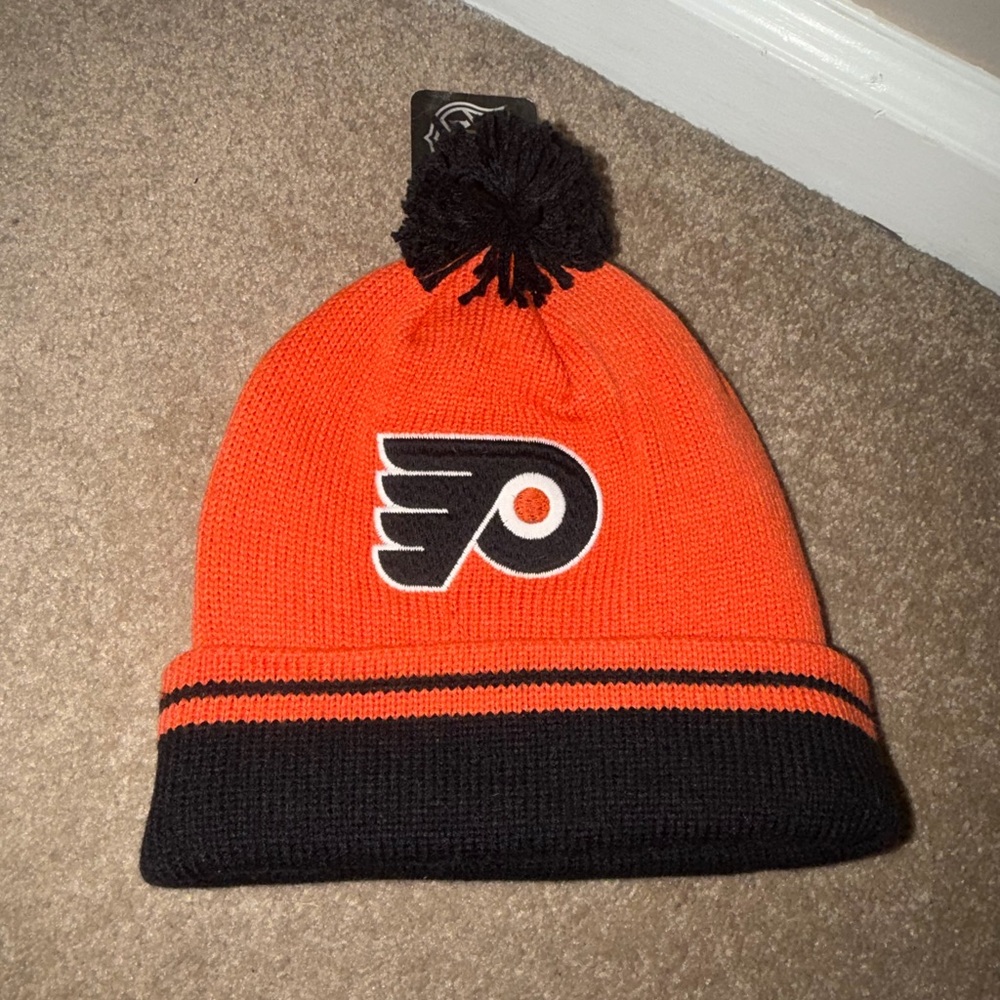 Mitchell and Ness Philadelphia Flyers Orange & Black Knit Pom Beanie